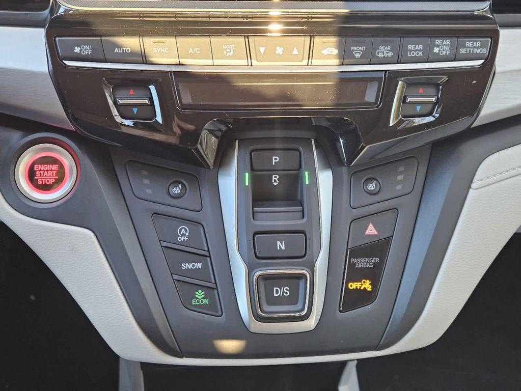 new 2026 Honda Odyssey car, priced at $45,685