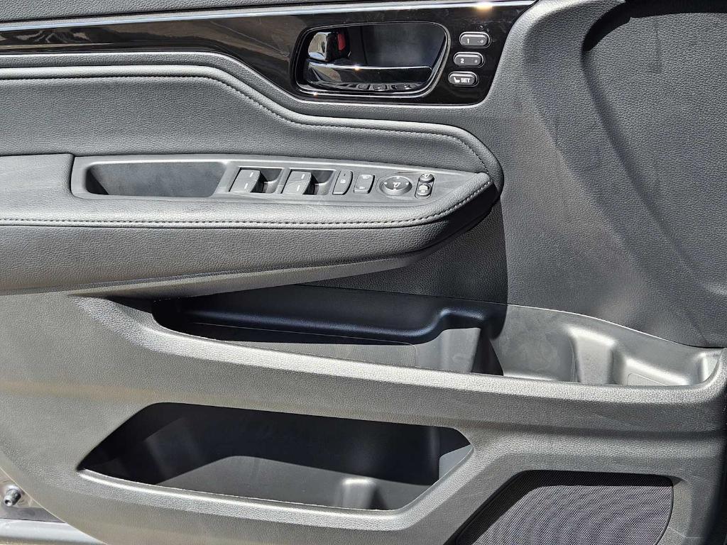 new 2025 Honda Odyssey car, priced at $53,765