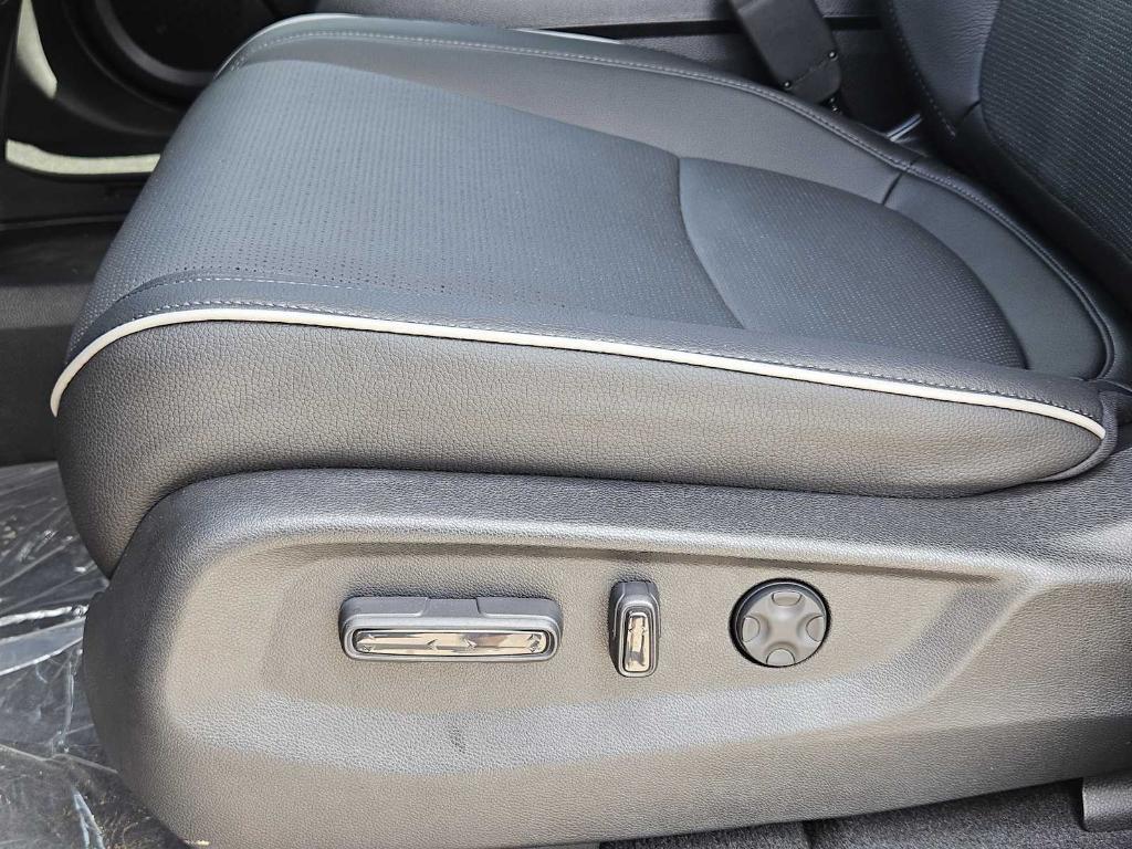 new 2025 Honda Odyssey car, priced at $53,765