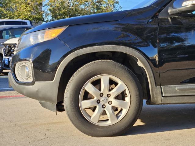 used 2013 Kia Sorento car, priced at $5,499