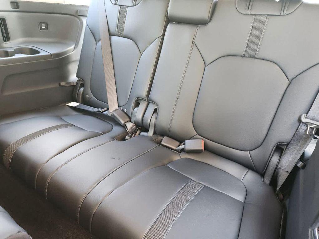 new 2025 Honda Pilot car, priced at $44,995