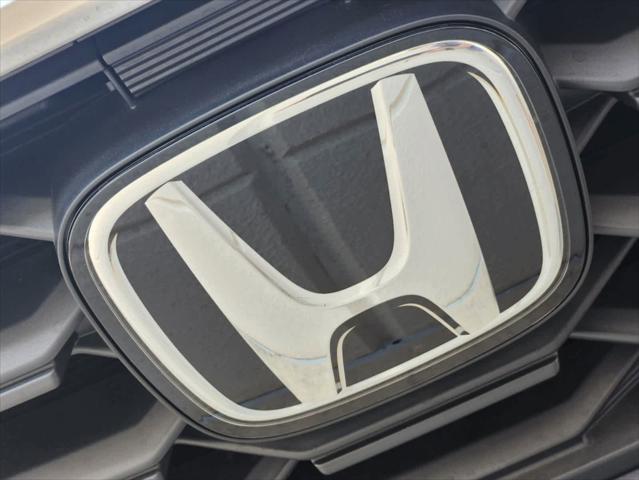 new 2025 Honda Pilot car, priced at $44,950