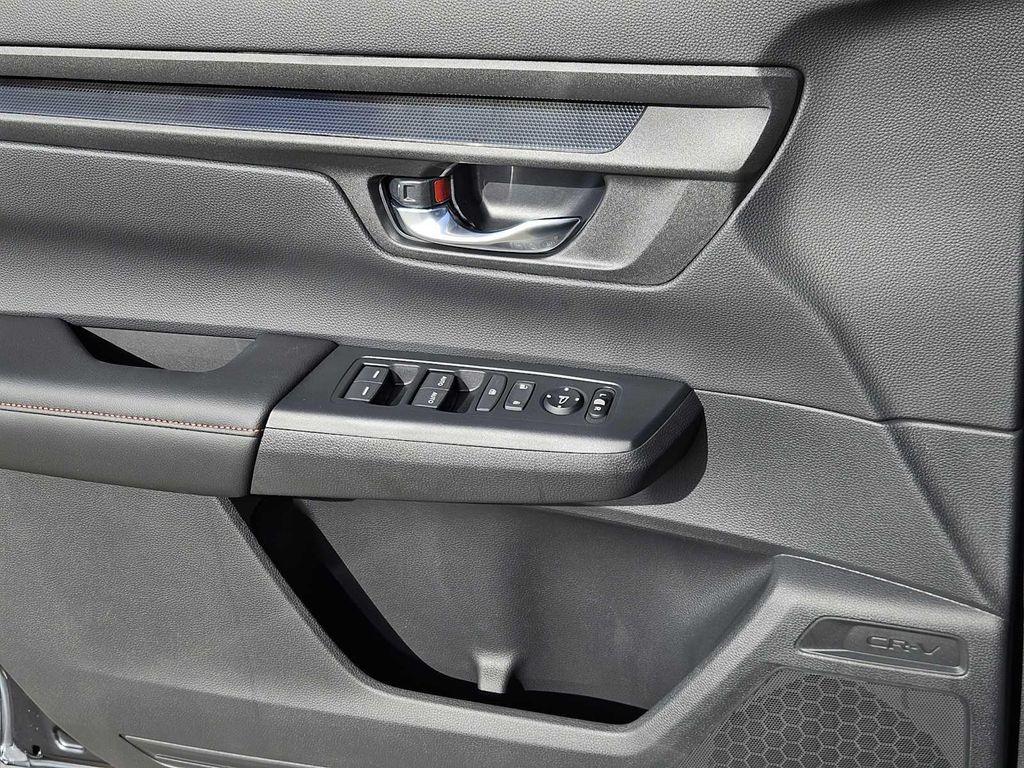 new 2026 Honda CR-V Hybrid car, priced at $40,705