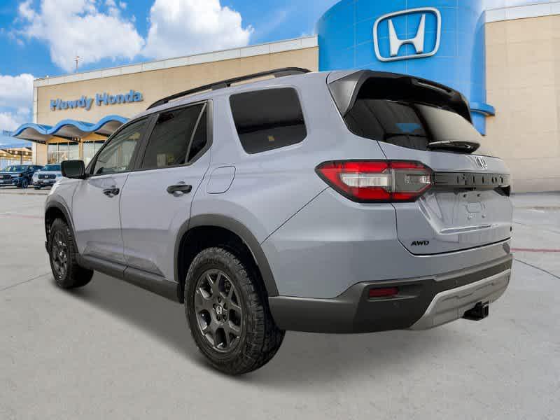 new 2025 Honda Pilot car, priced at $51,830