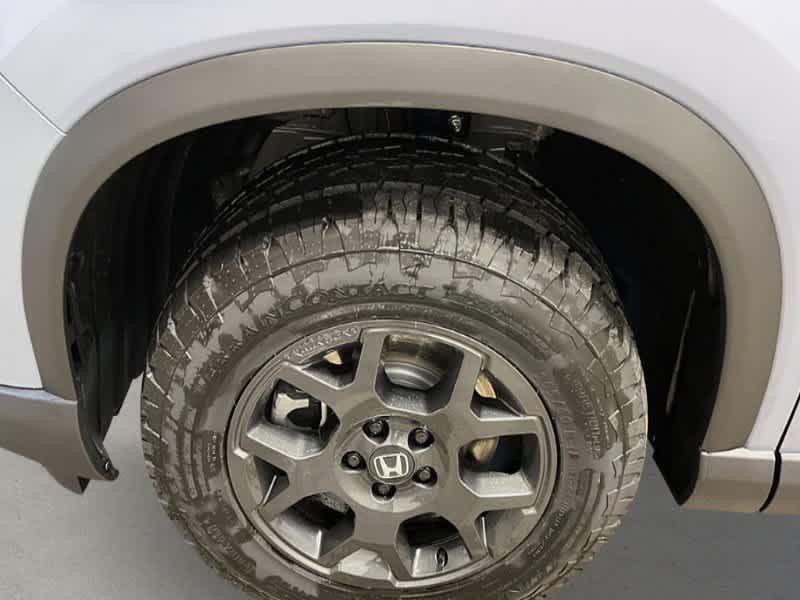 new 2025 Honda Pilot car, priced at $51,830