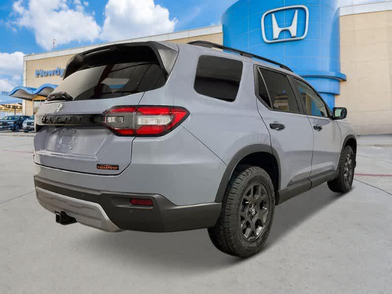 new 2025 Honda Pilot car, priced at $51,830