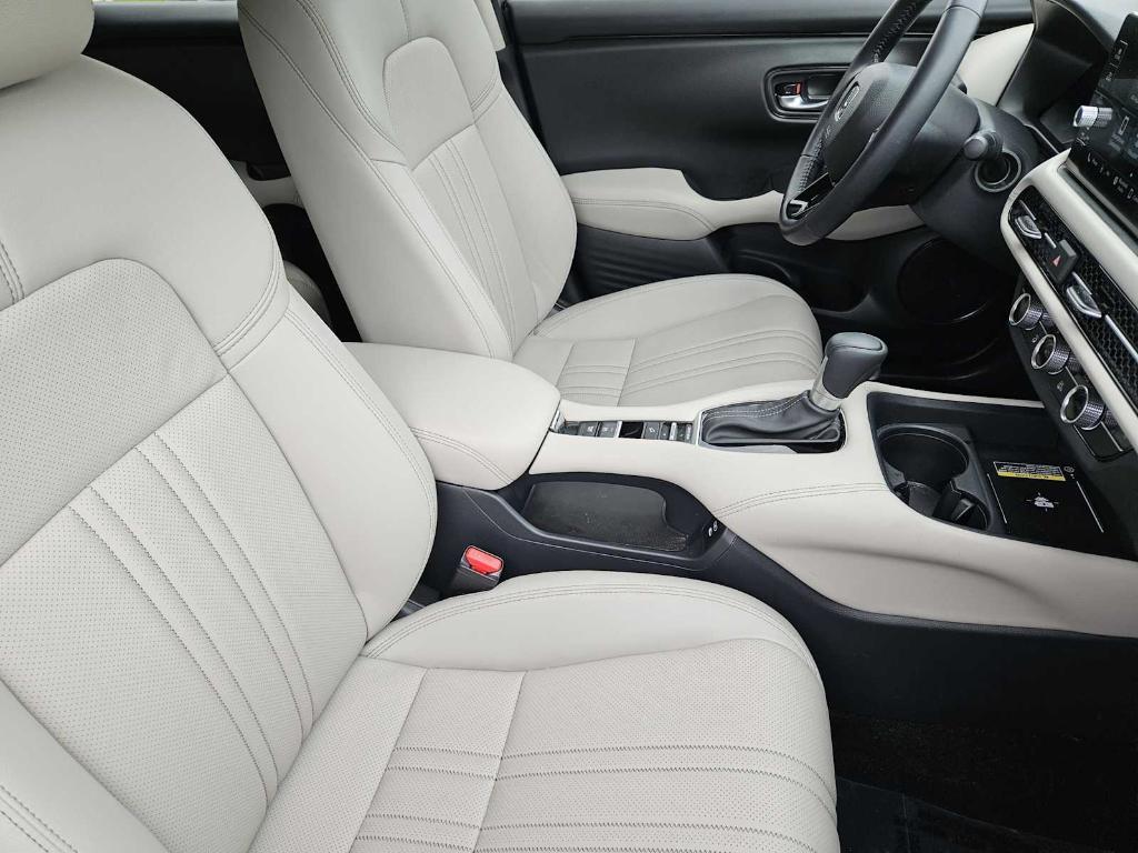 used 2025 Honda HR-V car, priced at $29,335