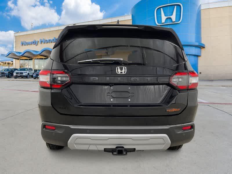 new 2025 Honda Pilot car, priced at $51,375