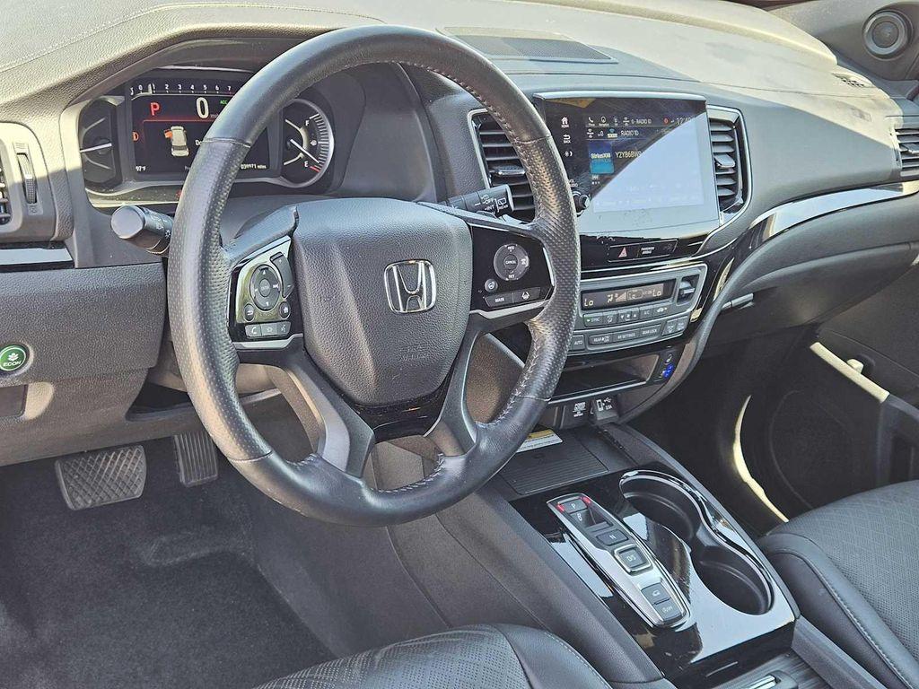 used 2022 Honda Passport car, priced at $31,157