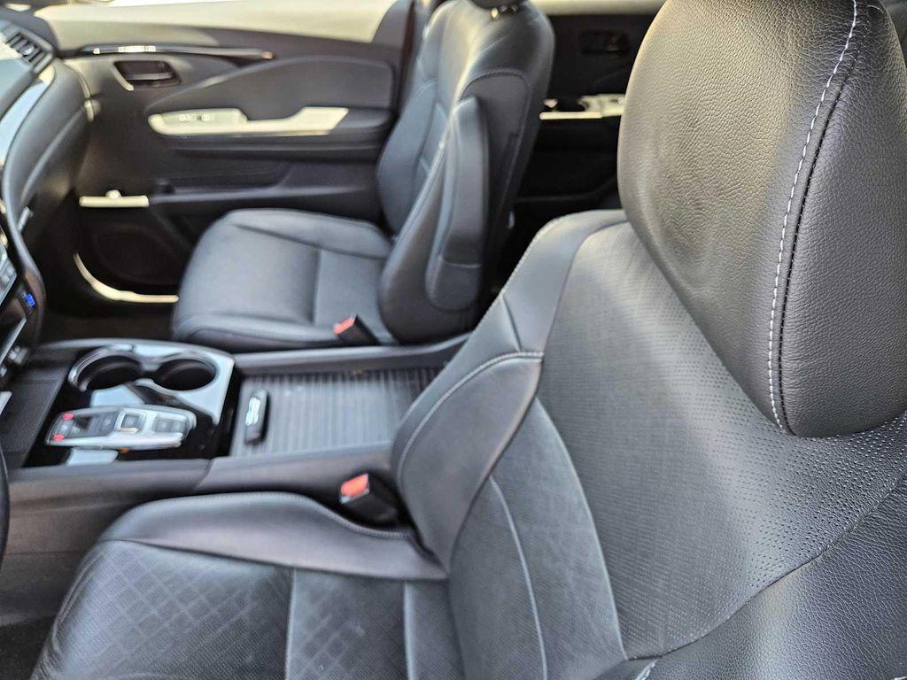 used 2022 Honda Passport car, priced at $31,157
