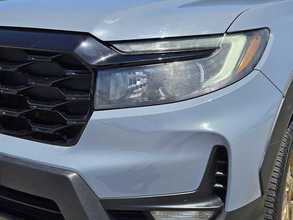 used 2022 Honda Passport car, priced at $31,157