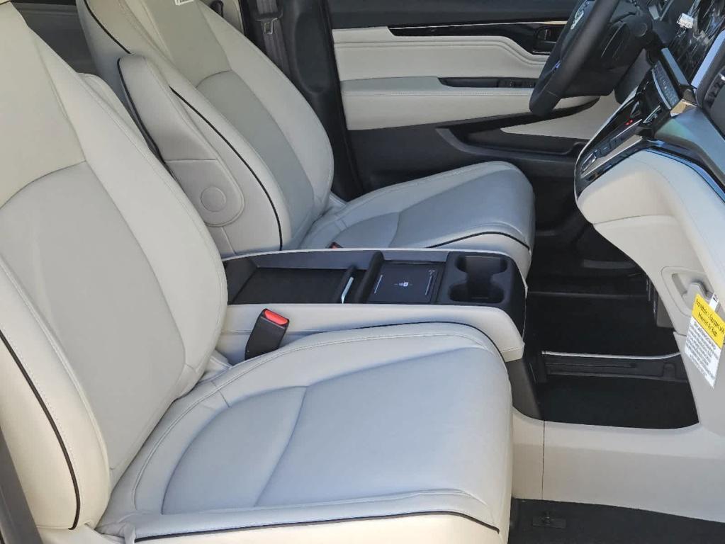 new 2025 Honda Odyssey car, priced at $48,360