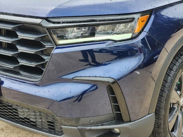 new 2025 Honda Pilot car, priced at $41,650