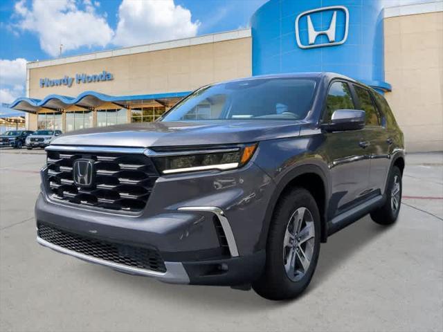 new 2025 Honda Pilot car, priced at $45,680
