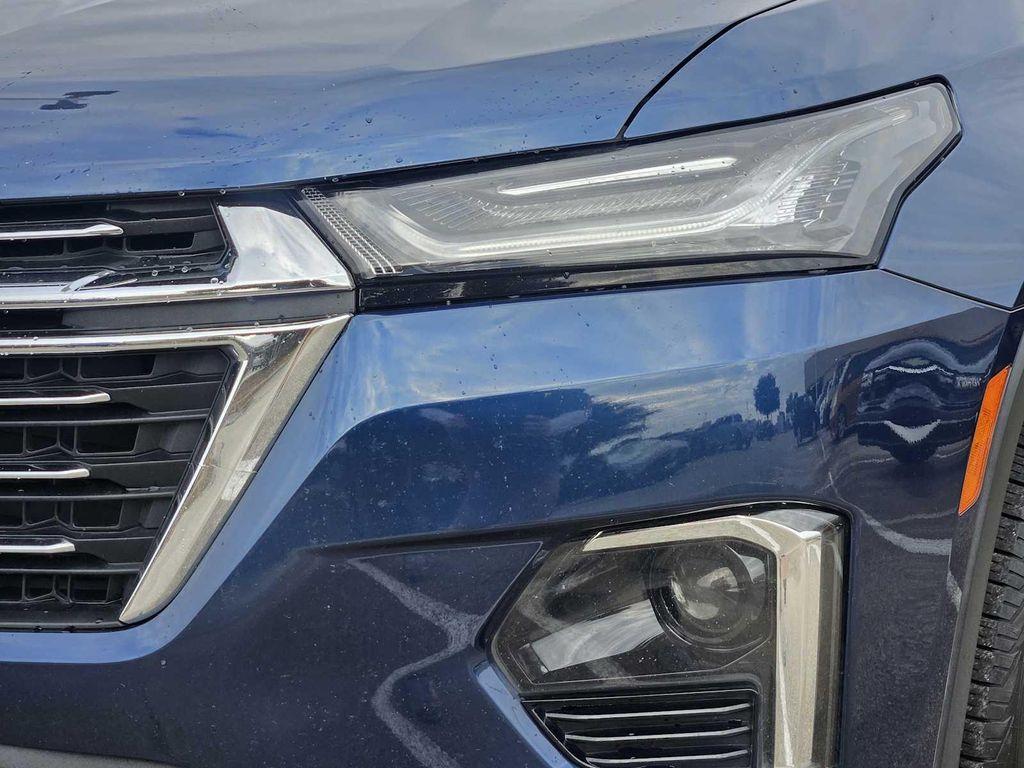 used 2022 Chevrolet Traverse car, priced at $19,832