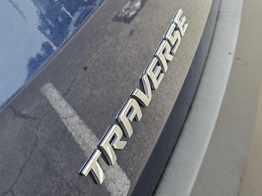 used 2022 Chevrolet Traverse car, priced at $19,832