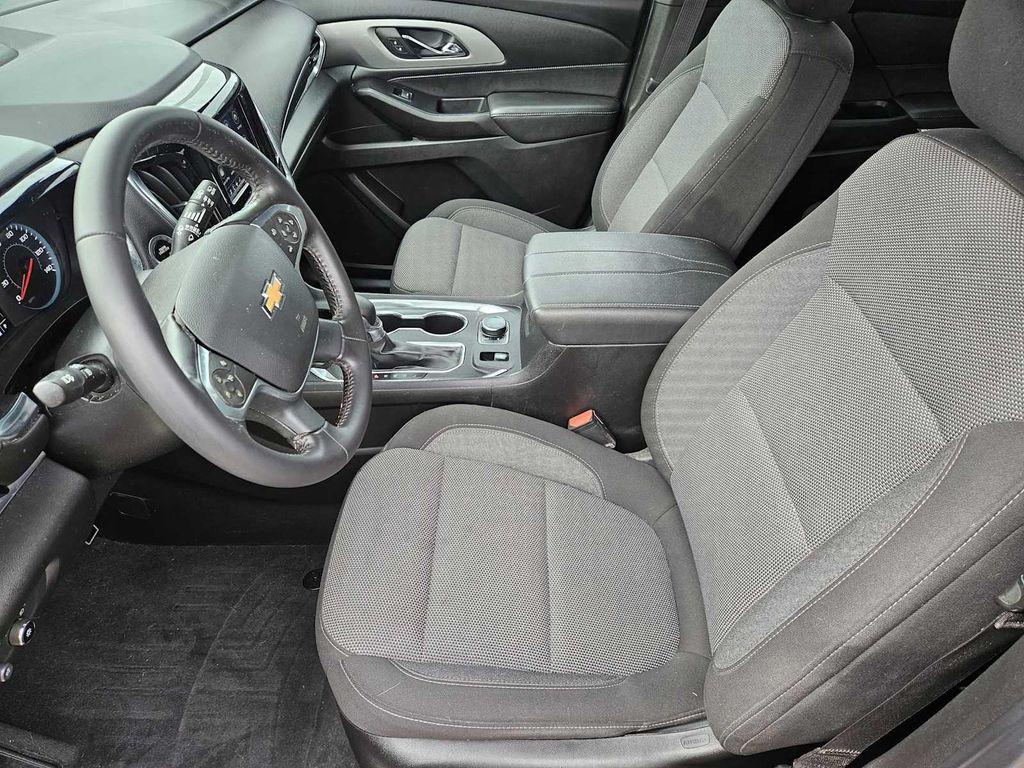 used 2022 Chevrolet Traverse car, priced at $19,832