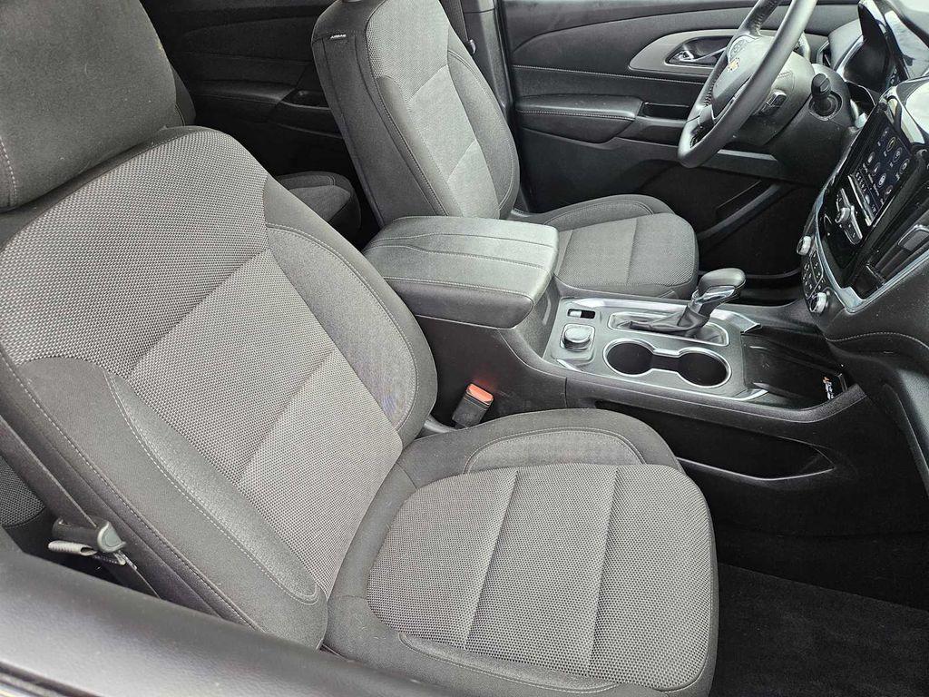 used 2022 Chevrolet Traverse car, priced at $19,832