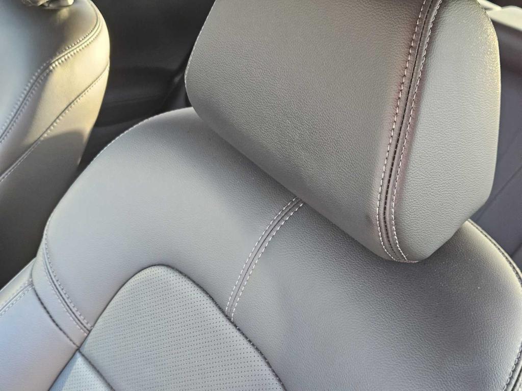 used 2025 Honda HR-V car, priced at $29,999