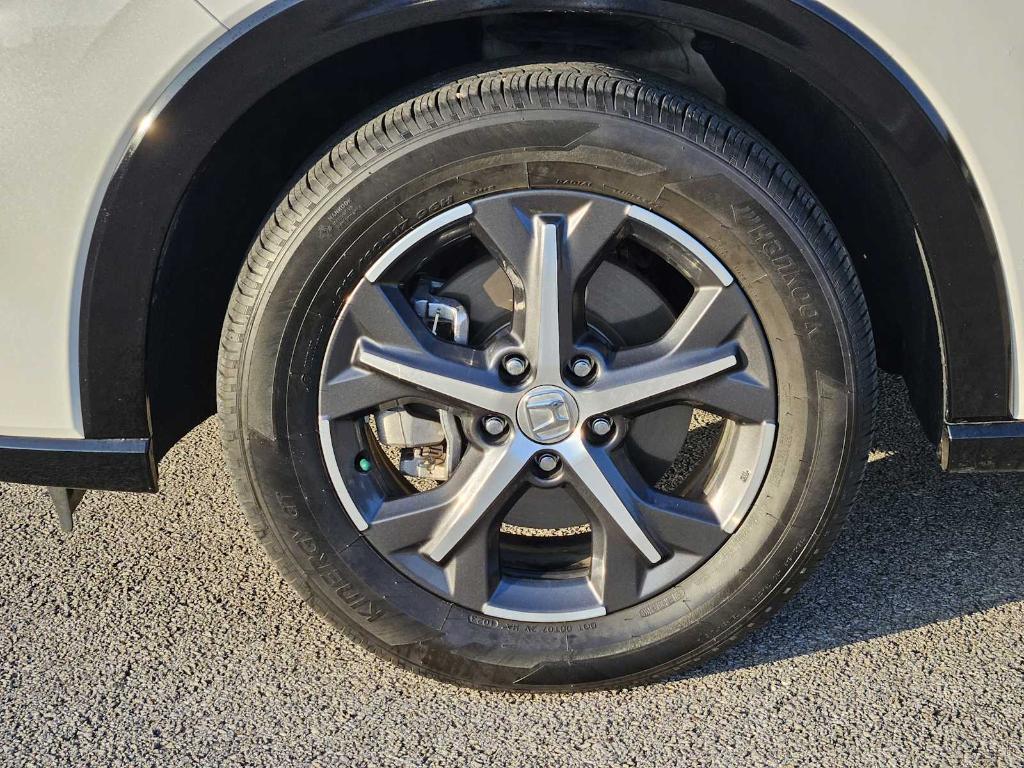 used 2025 Honda HR-V car, priced at $29,999