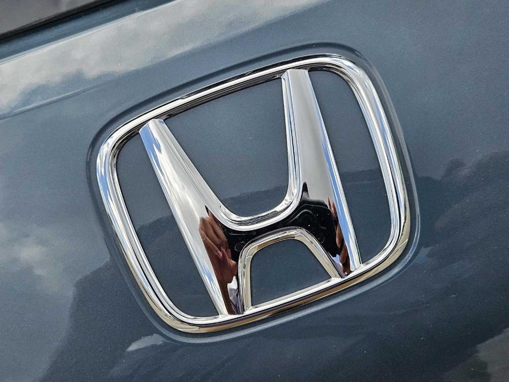 used 2025 Honda HR-V car, priced at $28,945