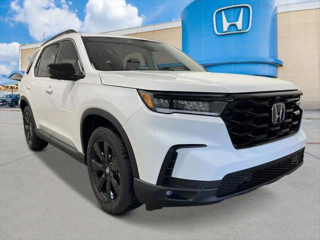 new 2025 Honda Pilot car, priced at $57,215