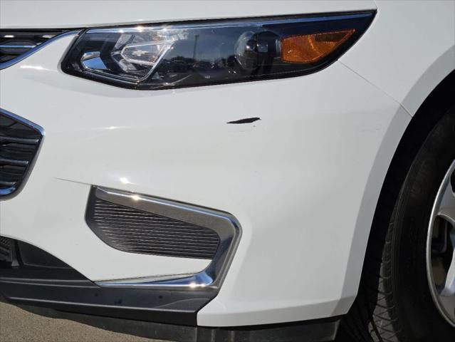 used 2018 Chevrolet Malibu car, priced at $13,673