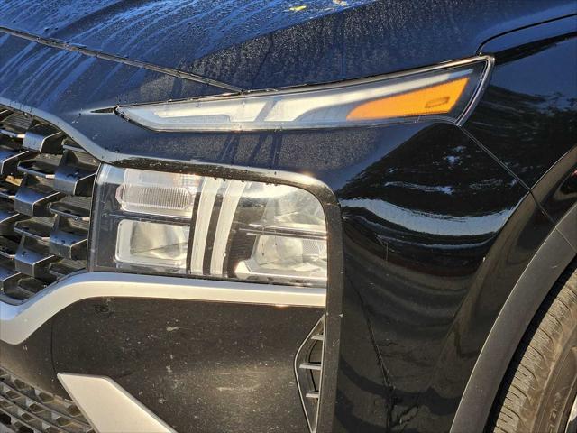 used 2023 Hyundai Santa Fe car, priced at $20,498