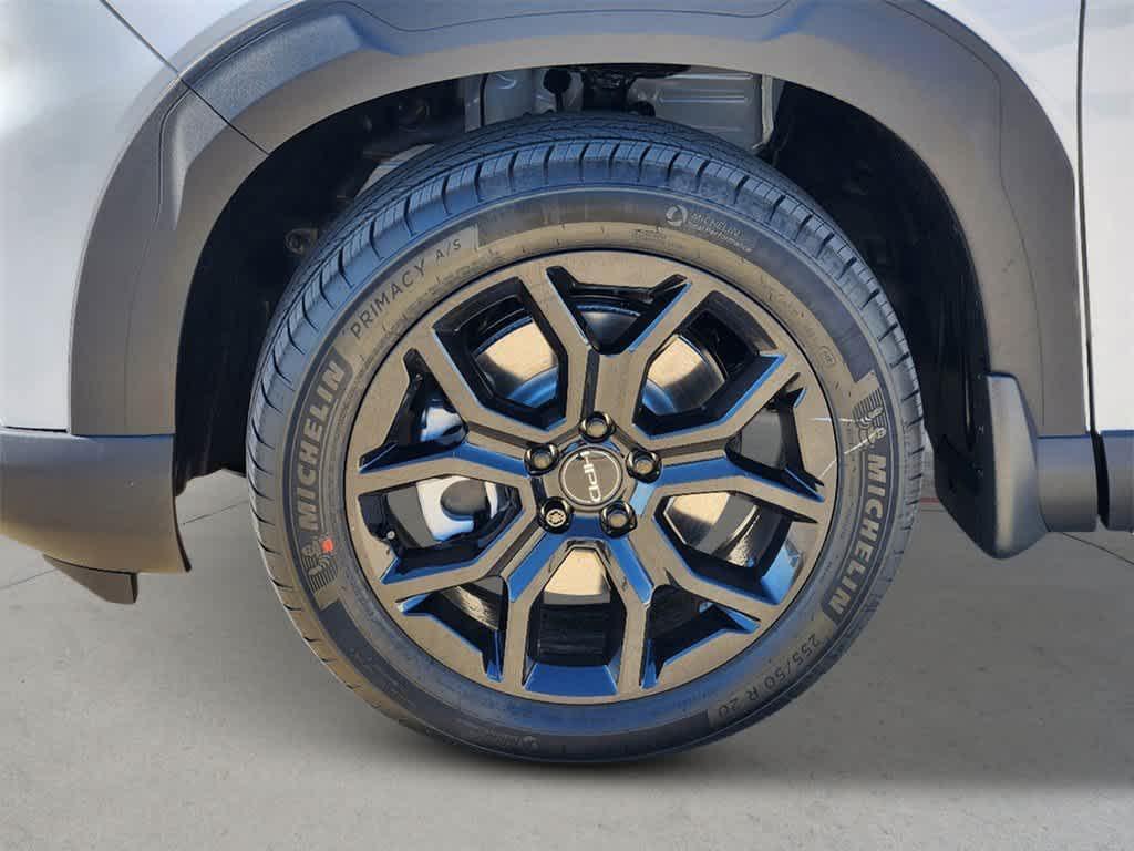 new 2025 Honda Pilot car, priced at $52,100