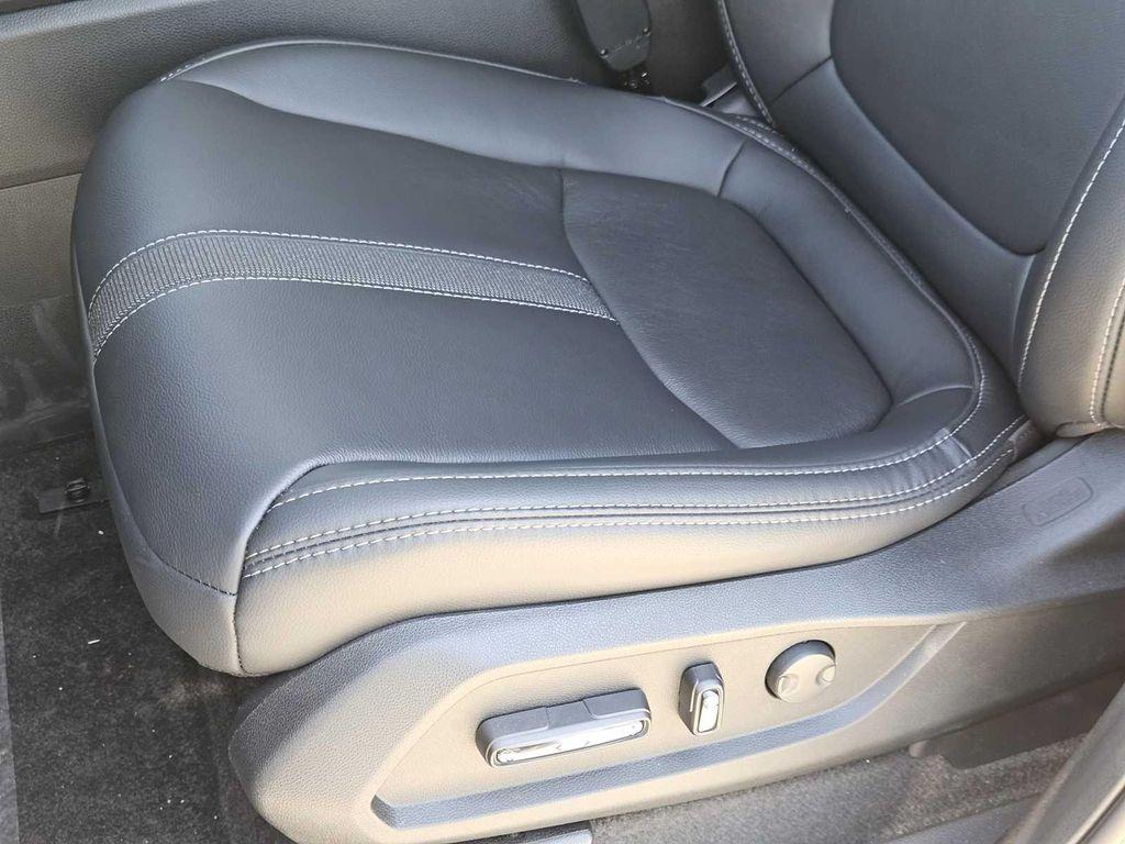 new 2025 Honda Pilot car, priced at $52,100