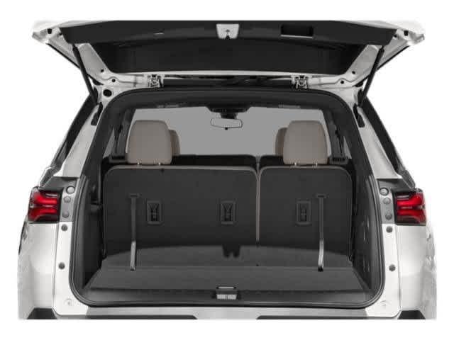 used 2022 Chevrolet Traverse car, priced at $22,545