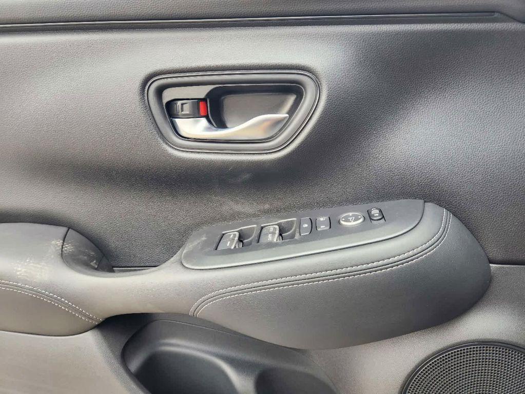 new 2025 Honda HR-V car, priced at $31,405