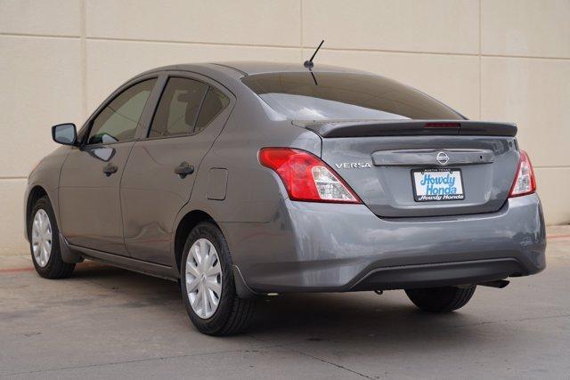 used 2018 Nissan Versa car