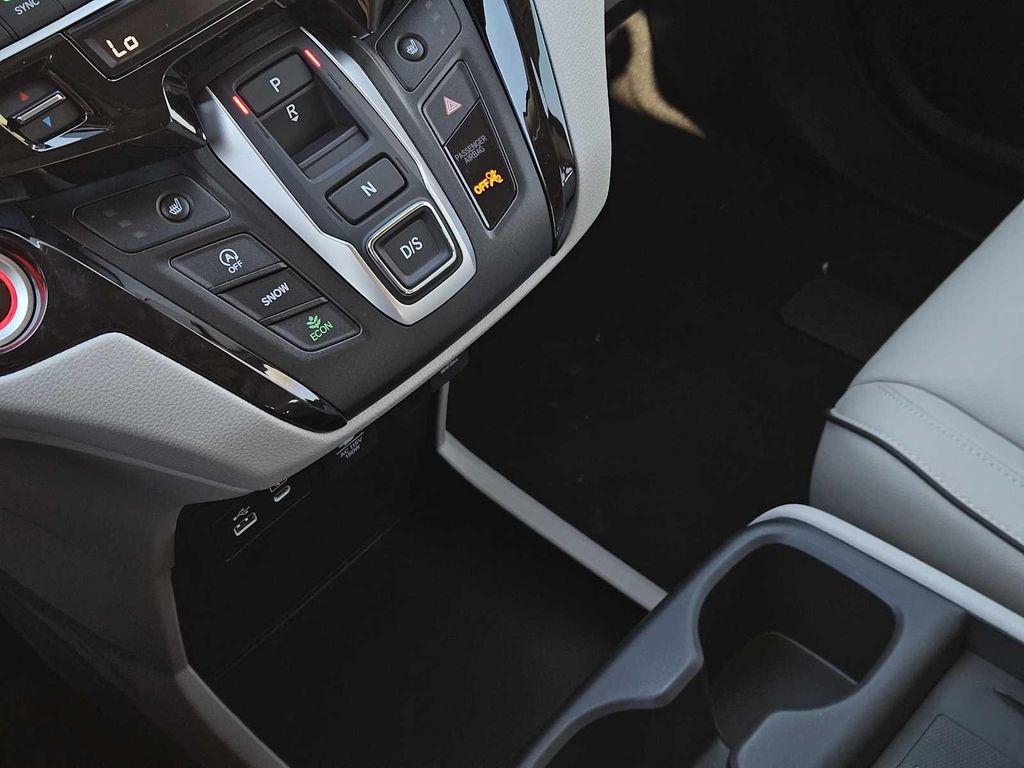 new 2026 Honda Odyssey car, priced at $50,020