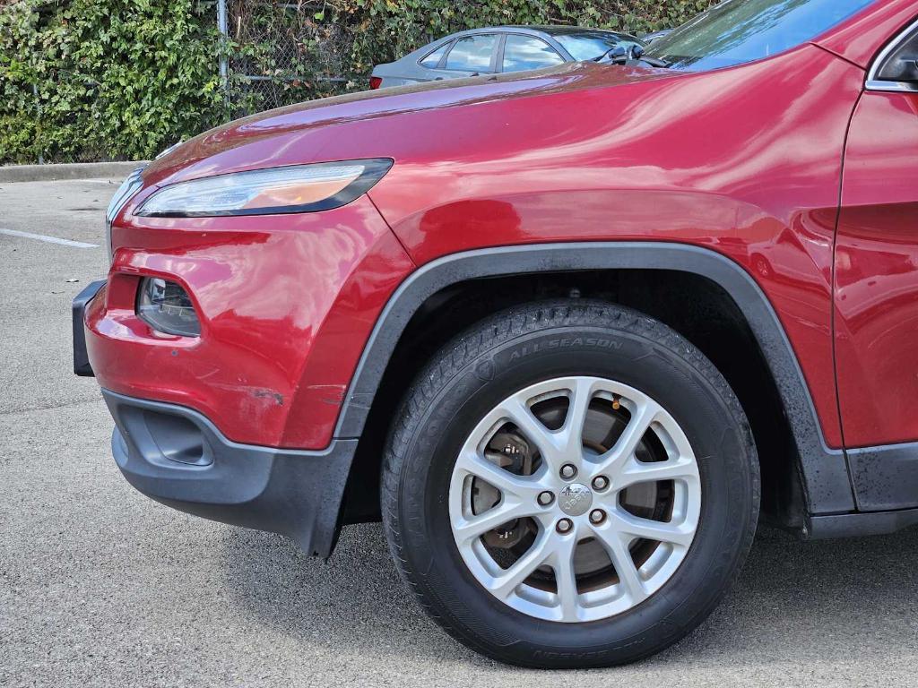 used 2015 Jeep Cherokee car, priced at $10,236