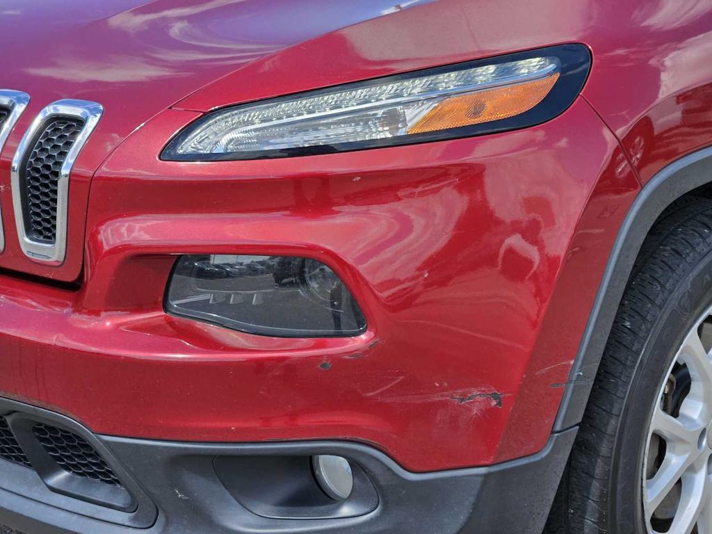 used 2015 Jeep Cherokee car, priced at $10,236