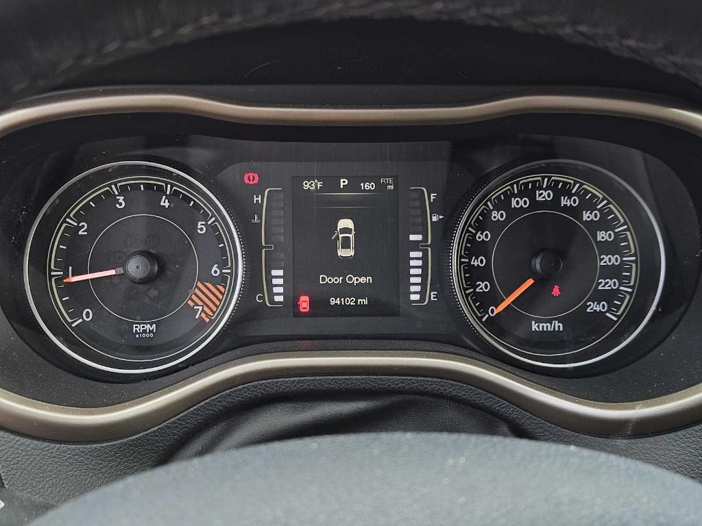 used 2015 Jeep Cherokee car, priced at $10,236