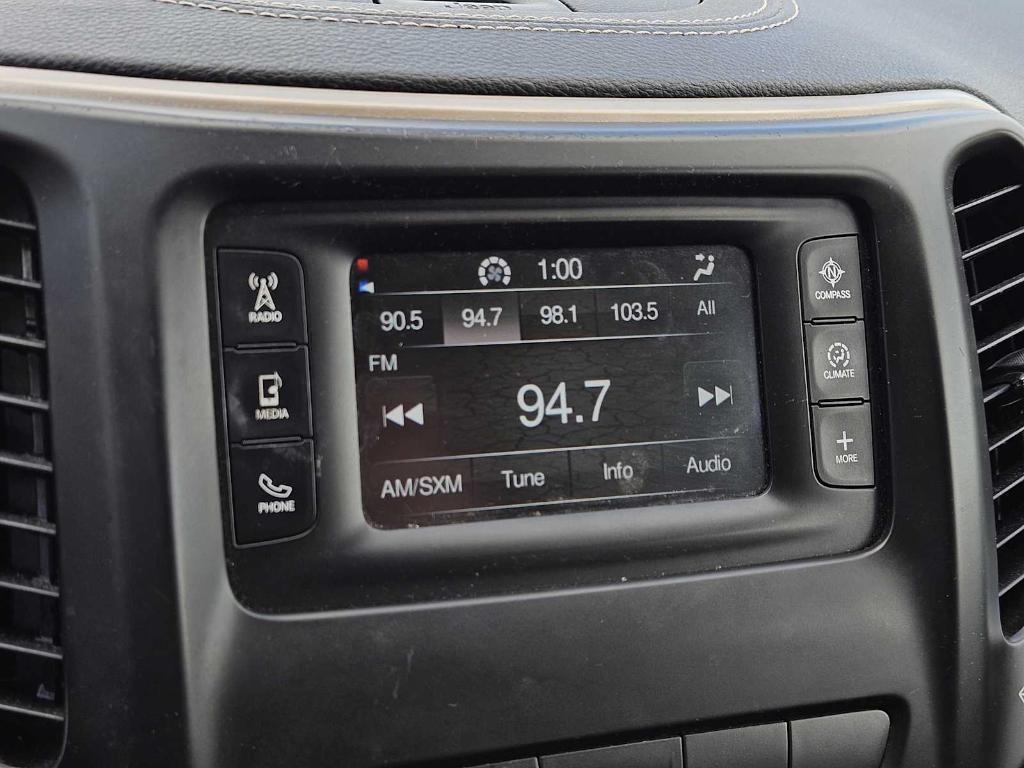used 2015 Jeep Cherokee car, priced at $10,236