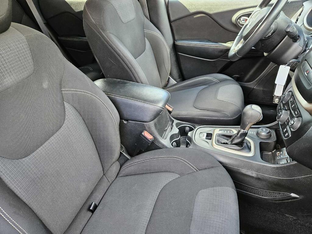 used 2015 Jeep Cherokee car, priced at $10,236