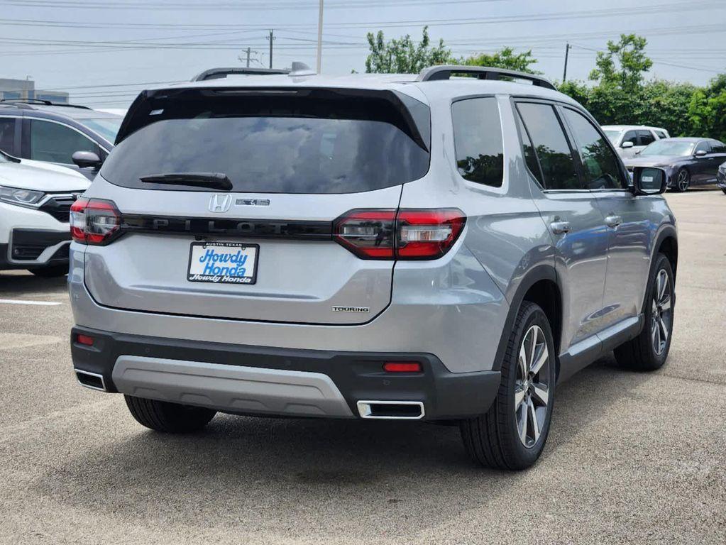 new 2025 Honda Pilot car, priced at $48,950