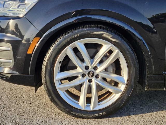 used 2017 Audi Q7 car, priced at $19,999