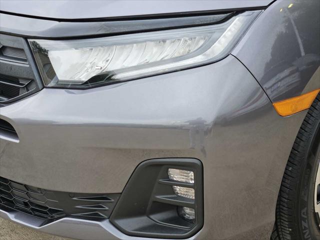 used 2025 Honda Odyssey car, priced at $40,276