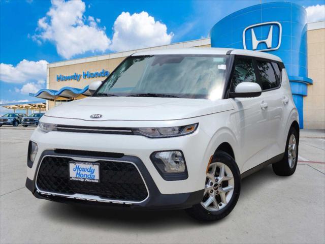 used 2021 Kia Soul car, priced at $15,372