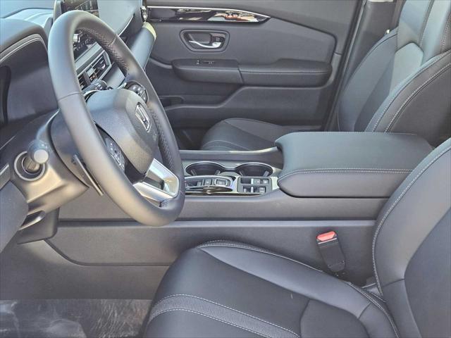 new 2025 Honda Pilot car, priced at $46,885