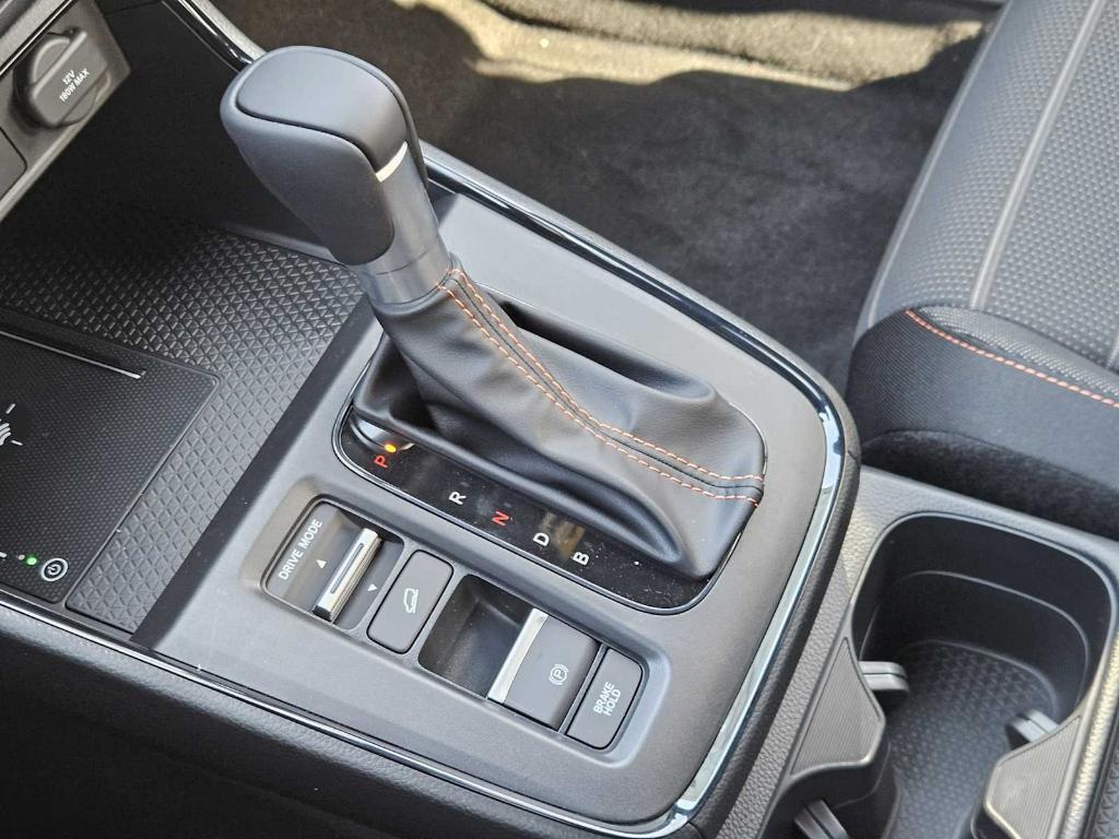 new 2026 Honda CR-V Hybrid car, priced at $40,195