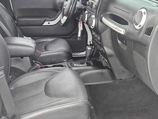 used 2015 Jeep Wrangler Unlimited car, priced at $19,650