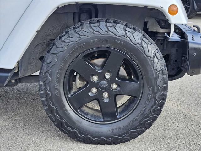 used 2015 Jeep Wrangler Unlimited car, priced at $19,650
