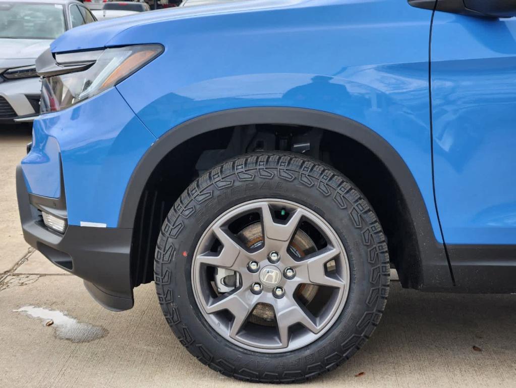 new 2025 Honda Passport car, priced at $46,850