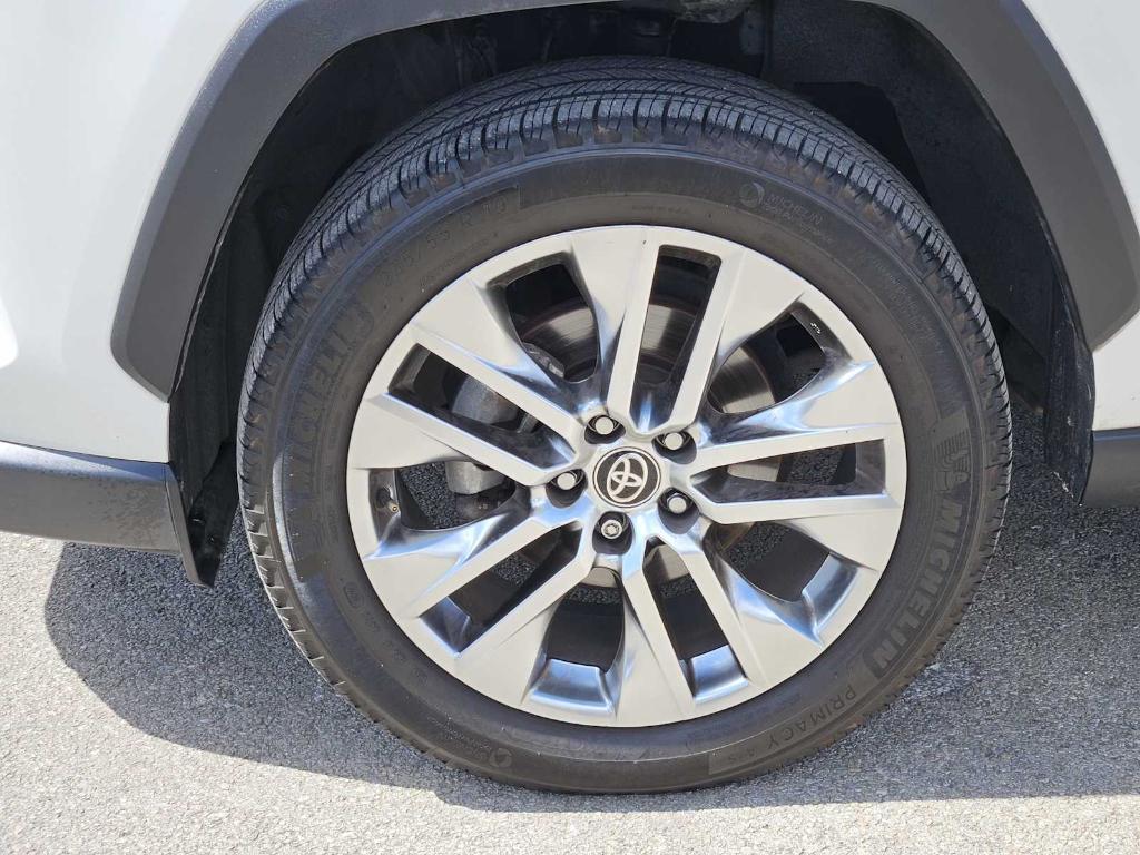 used 2021 Toyota RAV4 car, priced at $19,817