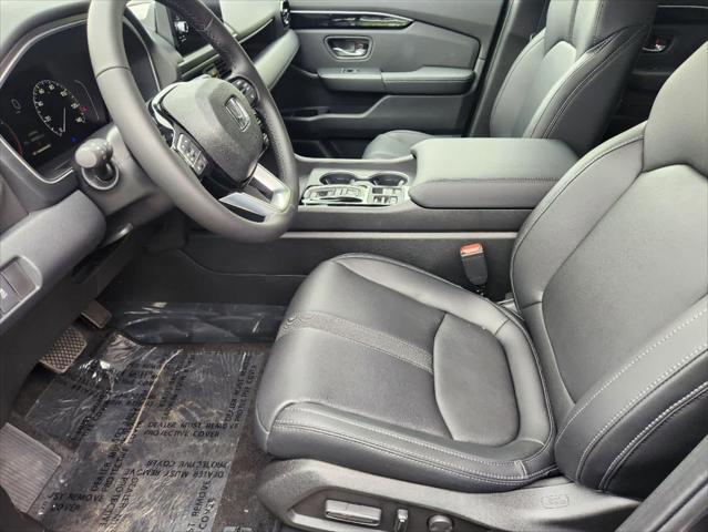 new 2025 Honda Pilot car, priced at $48,950